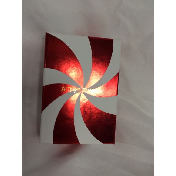 New Betsey Johnson Gingerbread Man Santa Claus Glitter Holiday Pendant Necklace - Picture 5 of 6